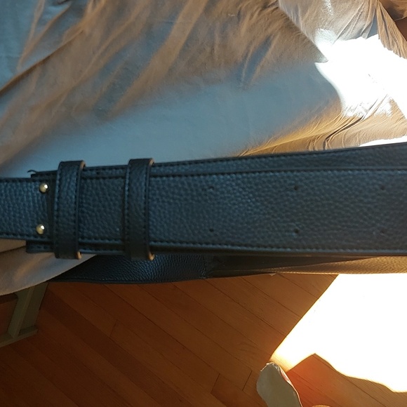 Remi/Reid black pebble leather bag - Picture 4 of 6